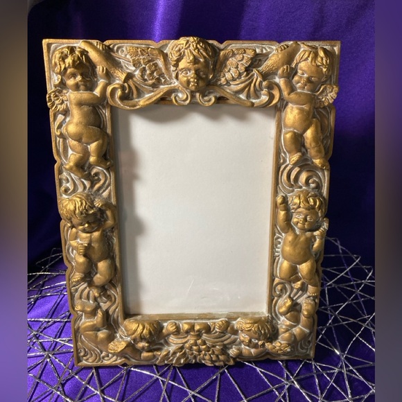 Other - Vintage Gold Cherub Angel Picture Frame Easel Back Ornate Resin